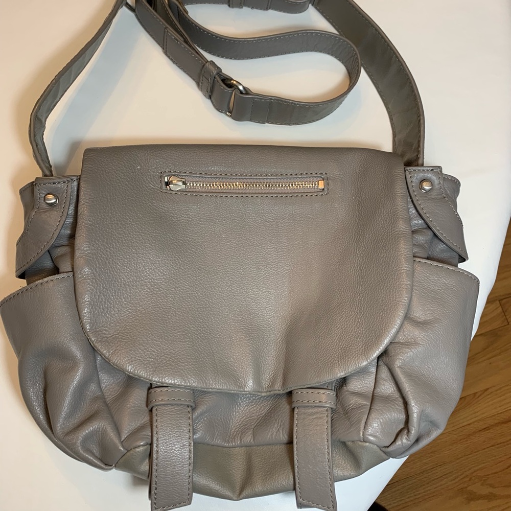 Walter by Walter Baker gray leather handbag - Picture 1 of 8